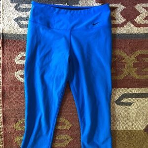 Nike Size Small Blue Capri Tights